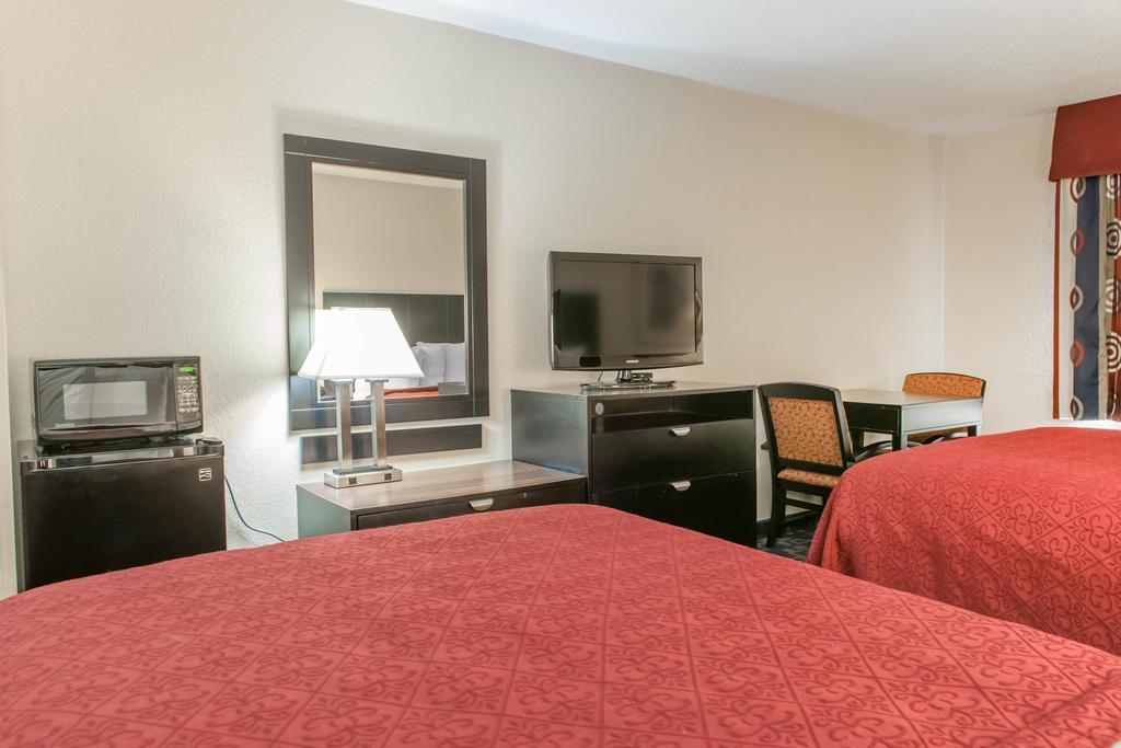 Quality Inn Effingham Exterior photo